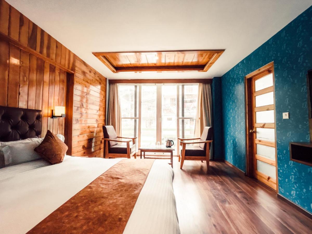 Hotel New Vistas Manāli エクステリア 写真