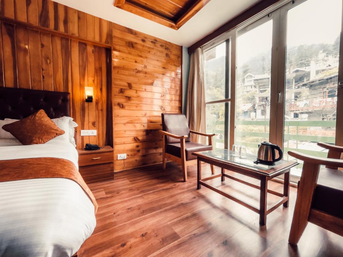 Hotel New Vistas Manāli エクステリア 写真