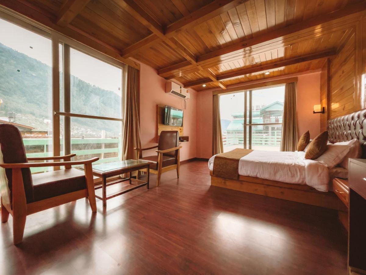 Hotel New Vistas Manāli エクステリア 写真