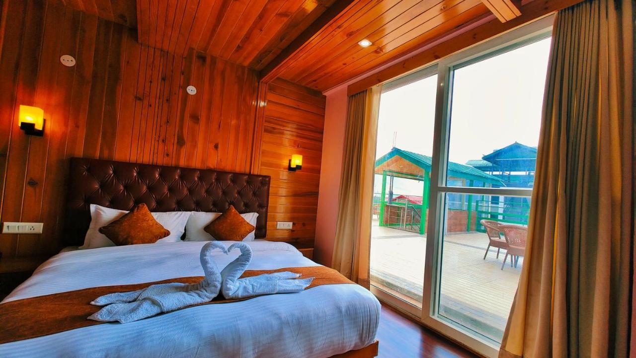 Hotel New Vistas Manāli エクステリア 写真